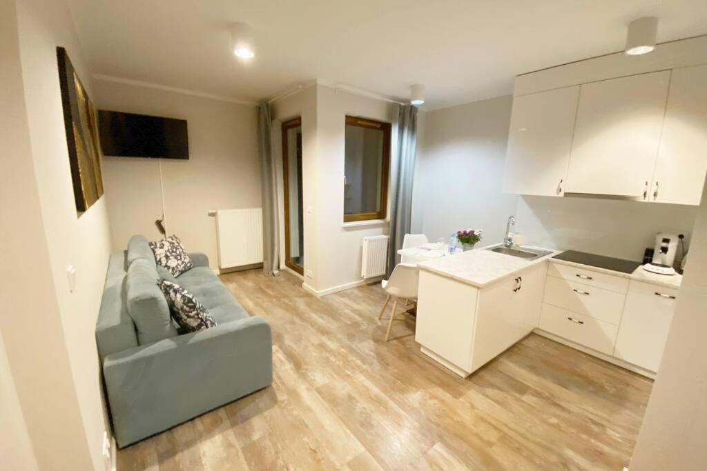 ורשה Exclusive 2Br! Apartment Near City Center +Netflix מראה חיצוני תמונה