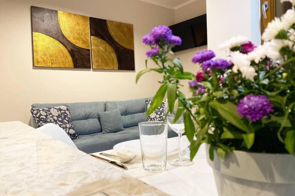 ורשה Exclusive 2Br! Apartment Near City Center +Netflix מראה חיצוני תמונה